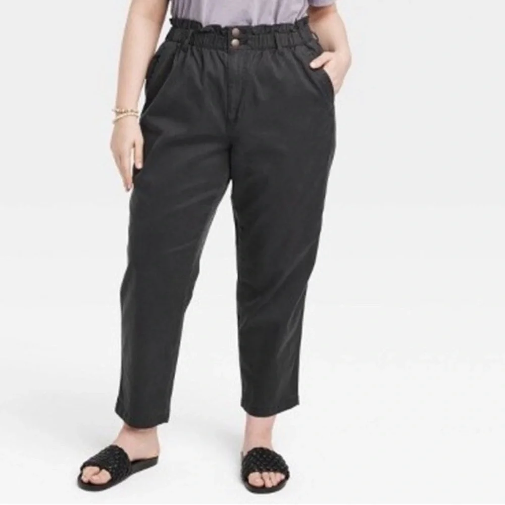 Universal Thread Super-High Rise Taper Jeans Black 22 - Picture 2 of 3